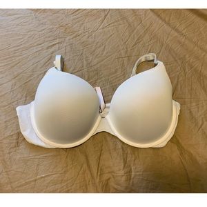 Victoria’s Secret t-shirt push-up bra white 40D